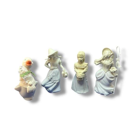 Lot of 4 VINTAGE Avon Little Bo Peep Sweet Honesty Perfume Bottle Decanter Empty - Picture 1 of 9